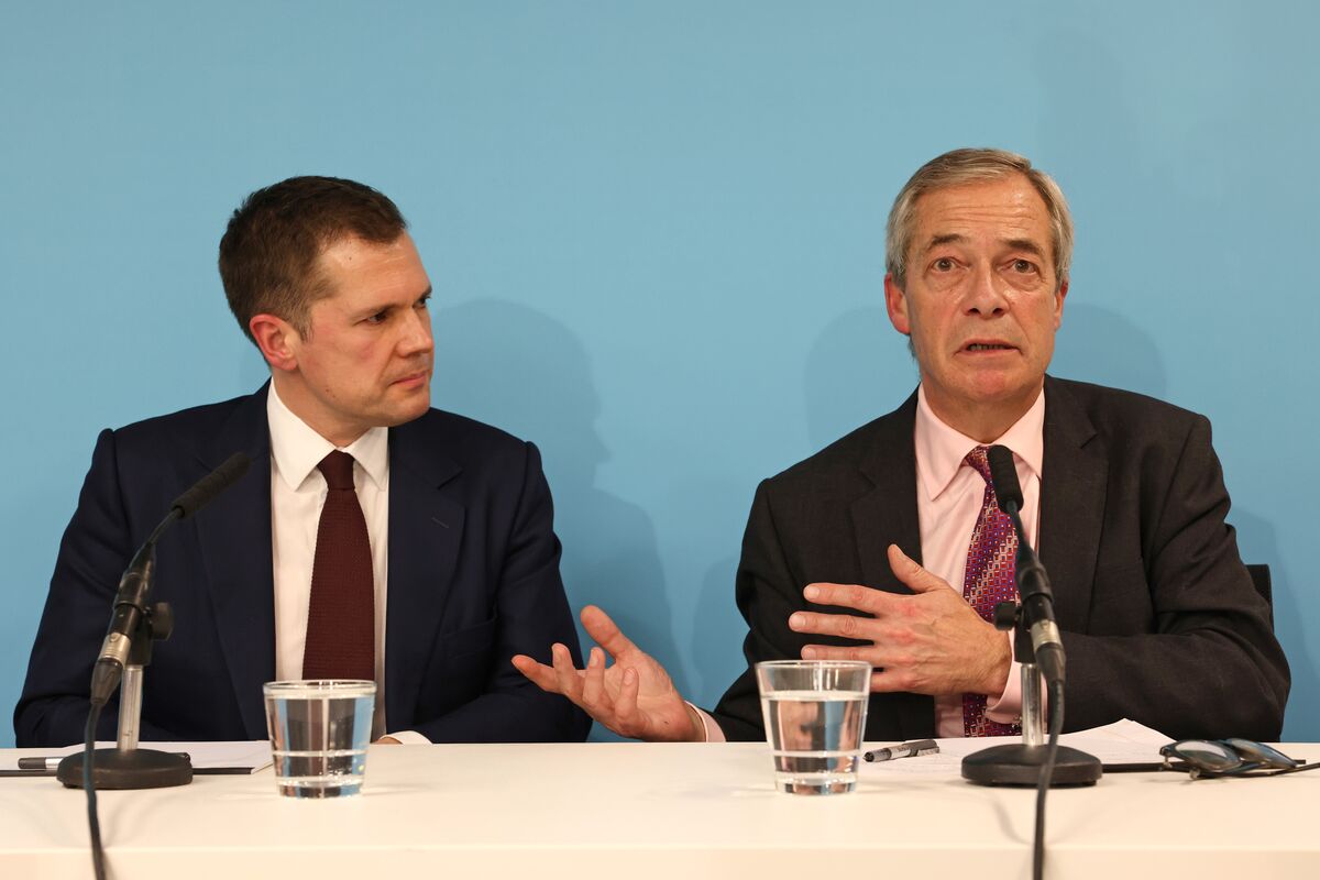 
                            Farage Allies Foresee Tension in Jenrick’s Defection to Reform