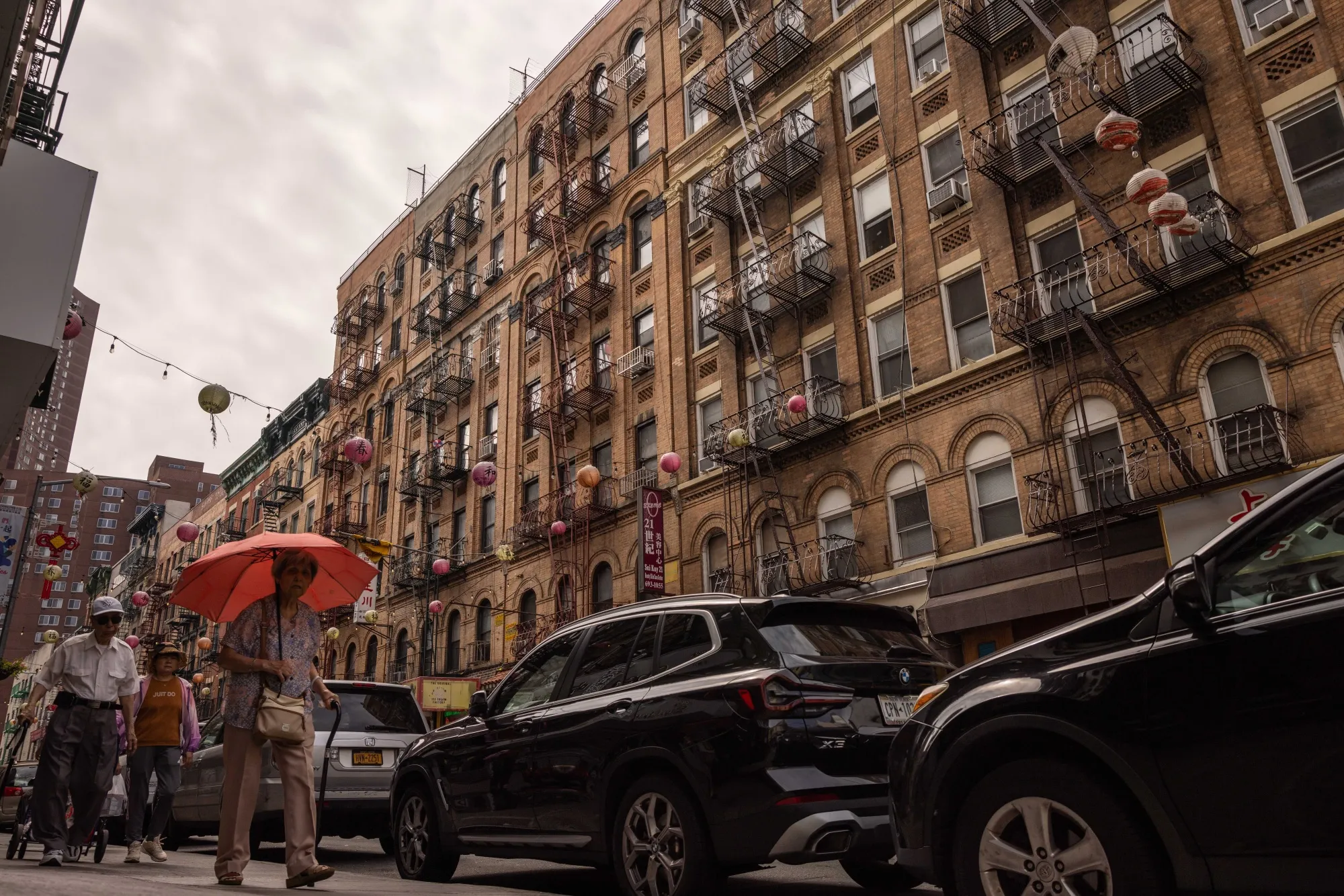 Buyers are become more skittish in the face of&nbsp;record-high&nbsp;home prices and interest rates&nbsp;hovering&nbsp;just under 7%.&nbsp;