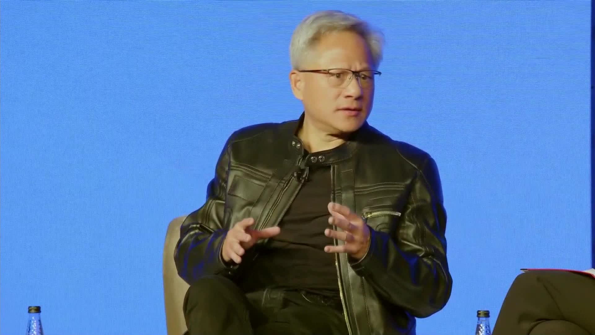 Nvidia CEO Huang Says UK in ‘Goldilocks’ Position for AI