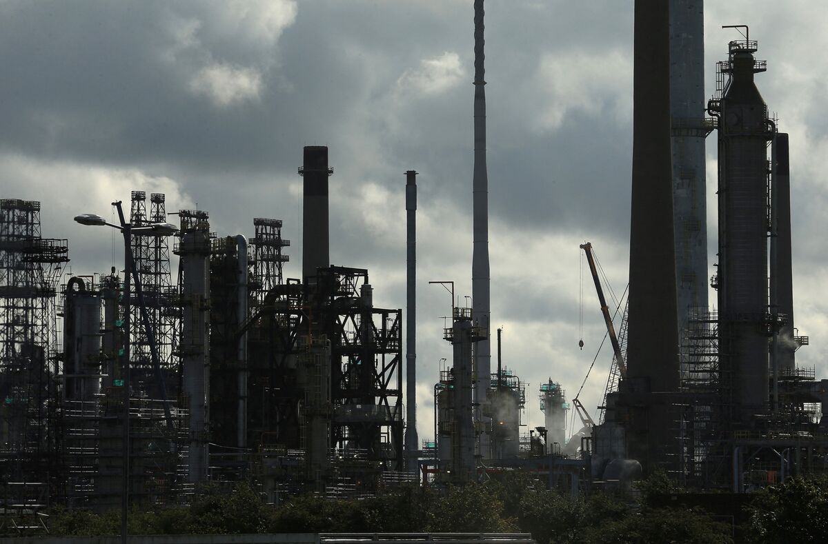 Former Owner of UK Refinery Sued Over Financial Irregularities