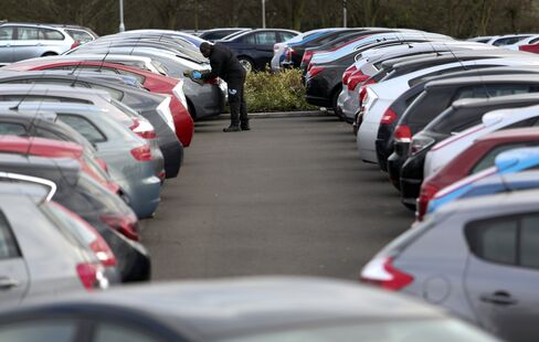 Europe Car Sales Post First Gain in 19 Months on Germany Rebound