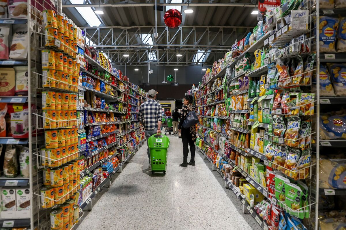🟪"Inflazione Inaspettata in Colombia: Un Ostacolo per l'Allentamento Monetario"