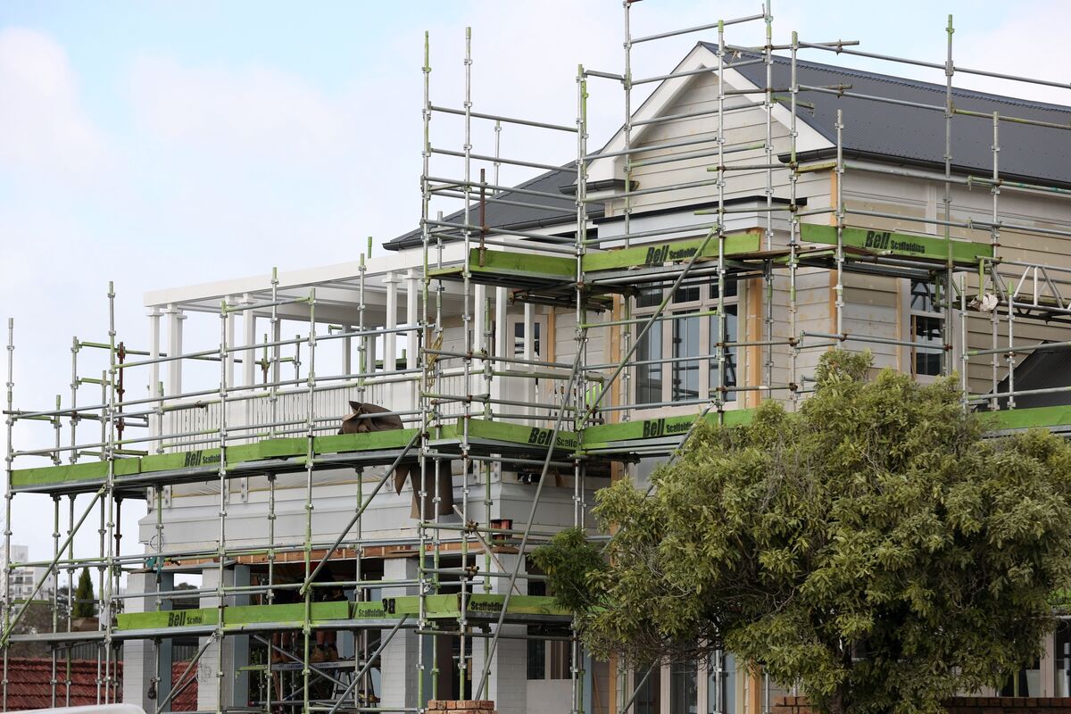 New Zealand Home Building Hits 10-Year Low as House Prices Stall