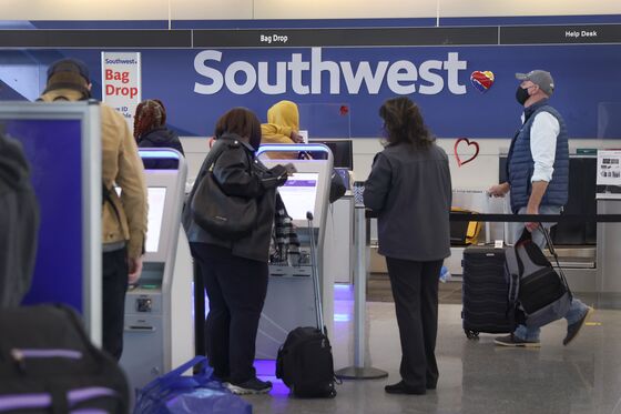 Dirt-Cheap Flights on Sale as Covid-Hit Airlines Take on Rivals