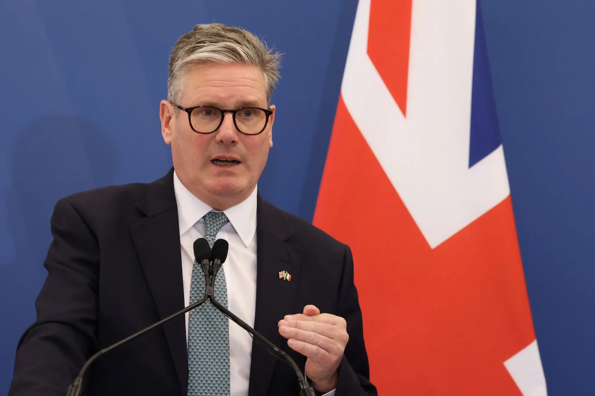 UK's Keir Starmer Says He Won’t Hurt Economic Growth With Budget Plans ...