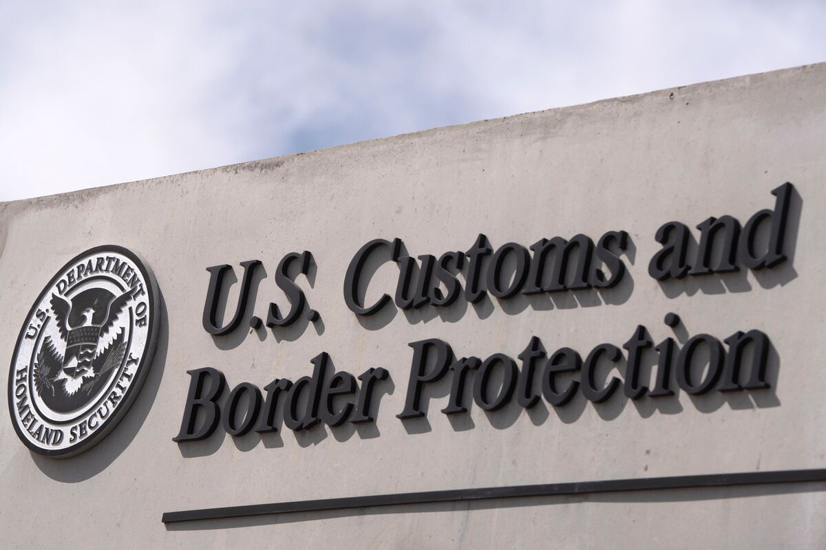 Trump Tariff Refund Tool Will Go Live on April 20: US Customs - Bloomberg