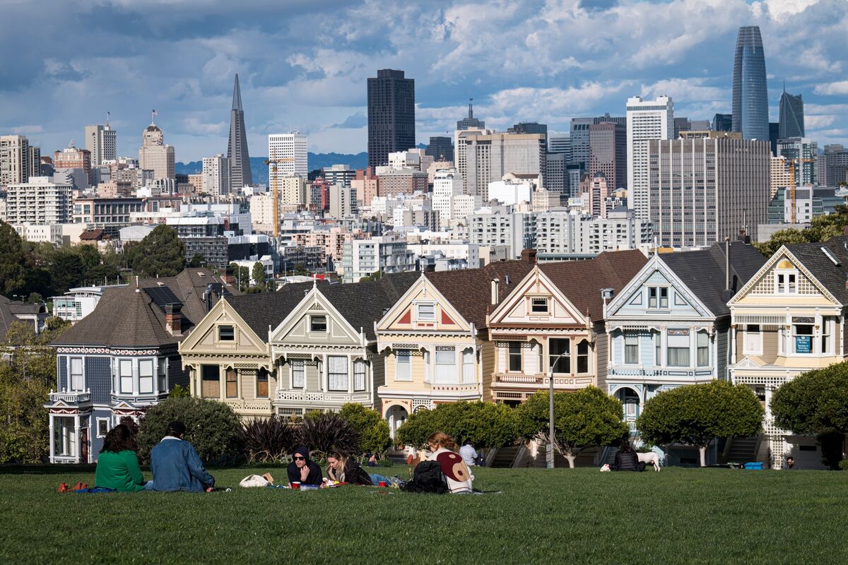 bloomberg.com - Charlie Wells - Two Housing Markets Reveal One Big Financial Truth