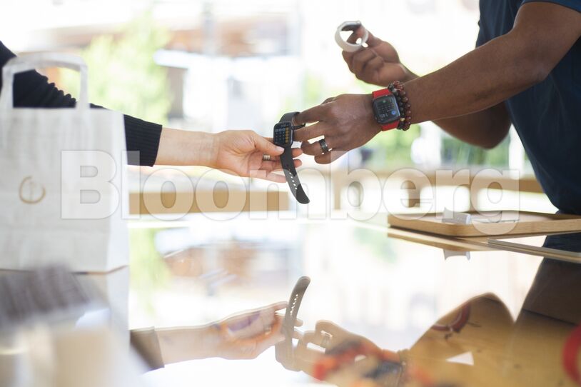 Apple Begins Selling New M1 iPad Pros And iMacs