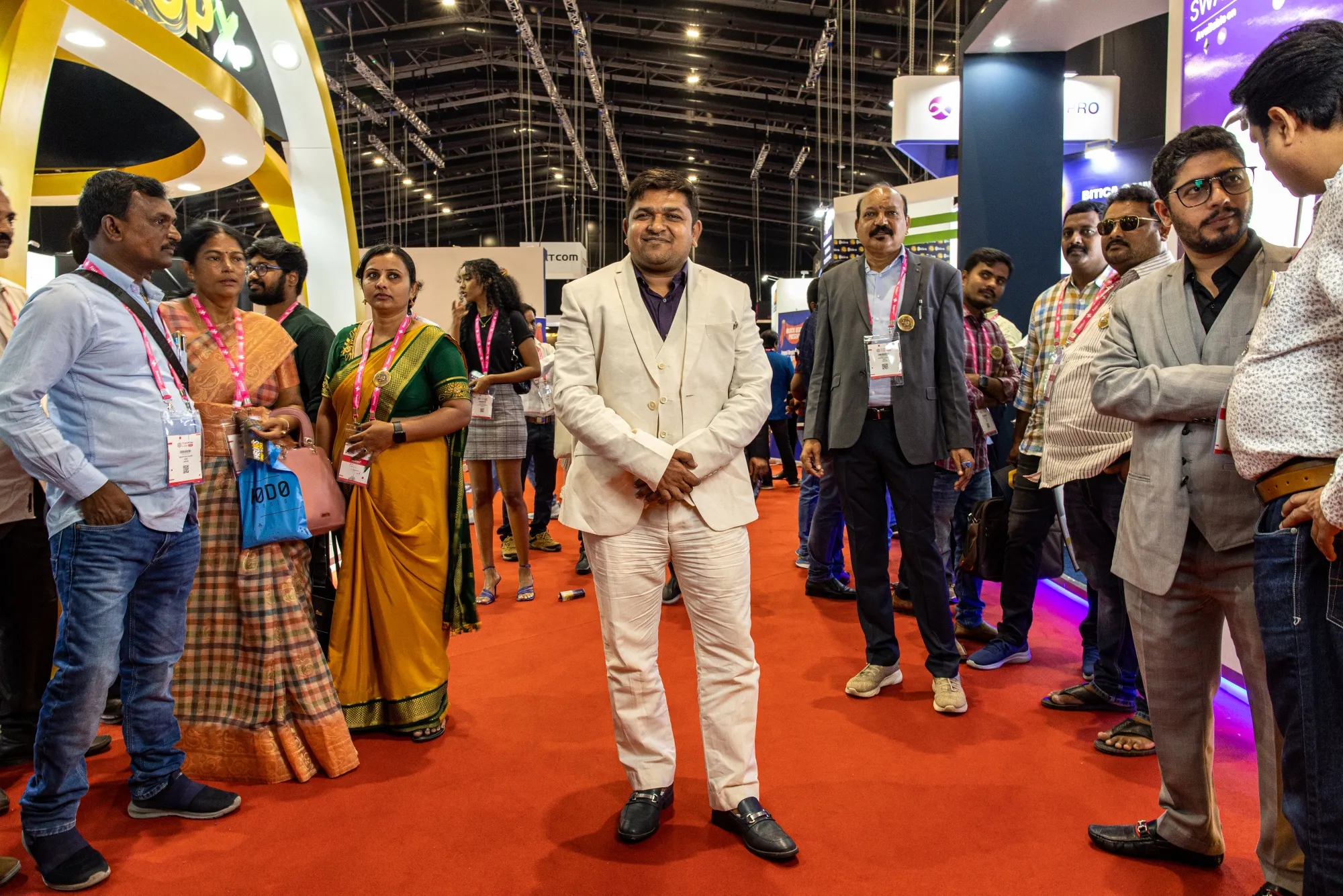 Crypto Coin that Surged 3,100% in India Cracks Amid FTX Fiasco - Bloomberg