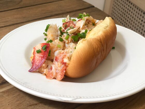 You Don’t Have to Go to Maine for the Perfect Lobster Roll This Summer