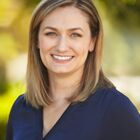 Headshot of Linda J Rendle