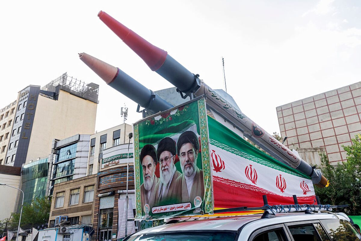 UAE Cuts Iran Ties After Ballistic Missile Attack