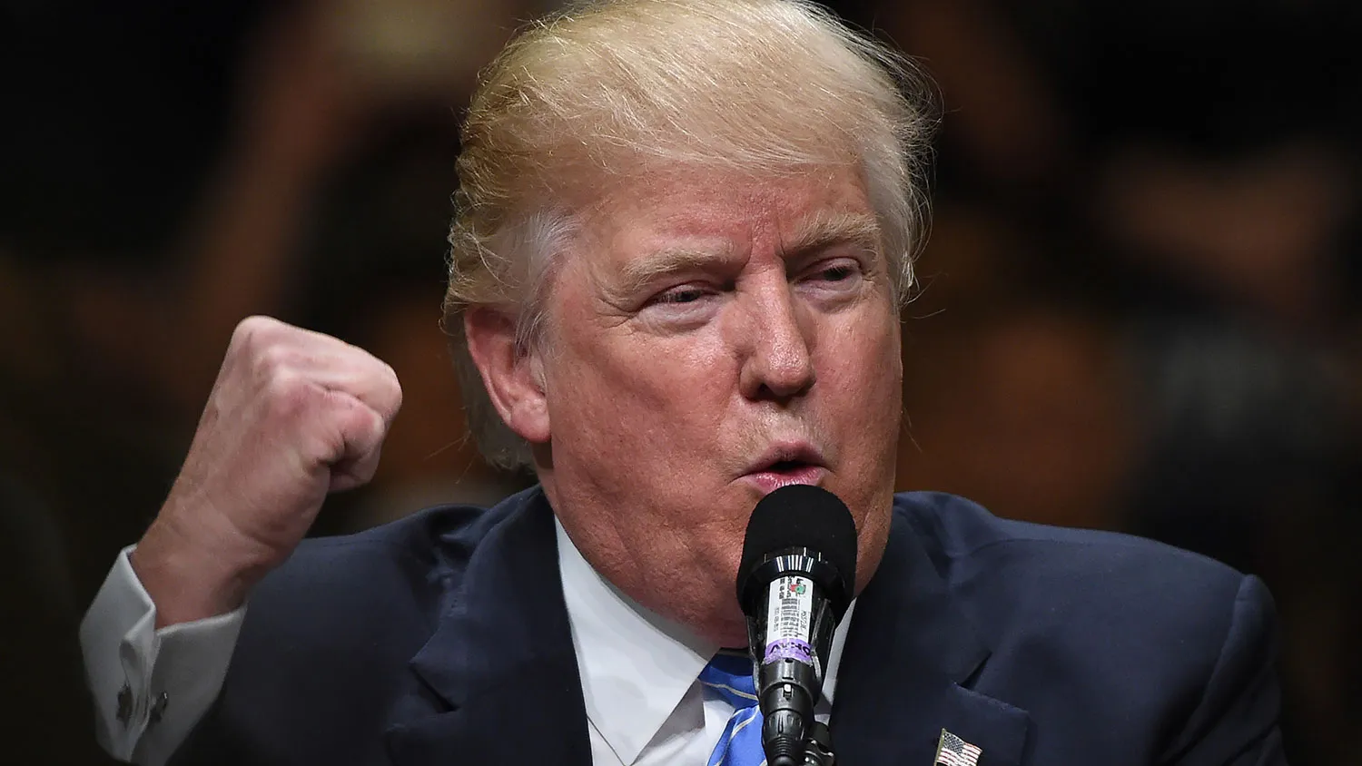Presumptive Republican presidential candidate Donald Trump addresses a campaign rally on May 25, 2016, in Anaheim, California.

