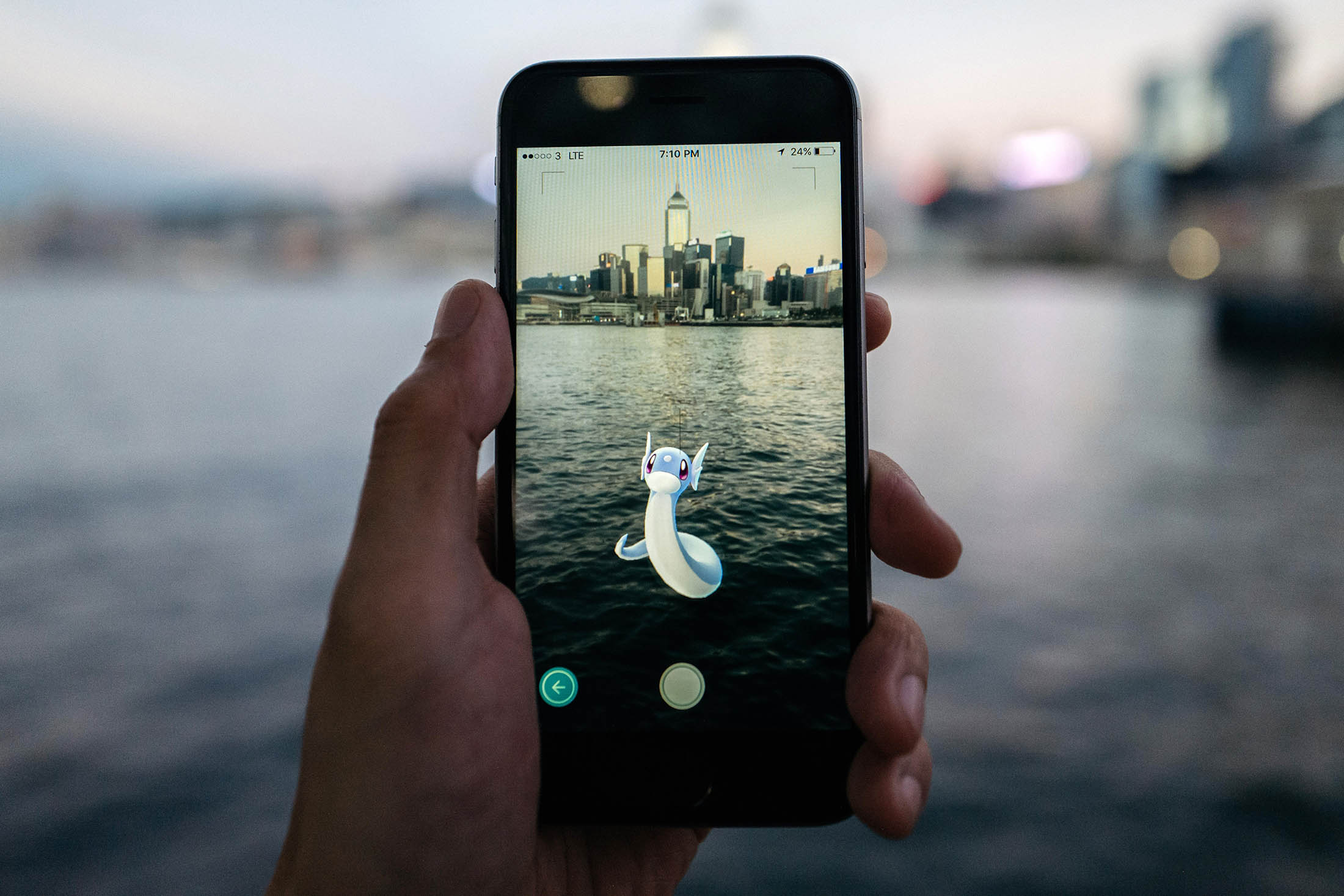 5 'Pokémon Go' hacks for every lazy player