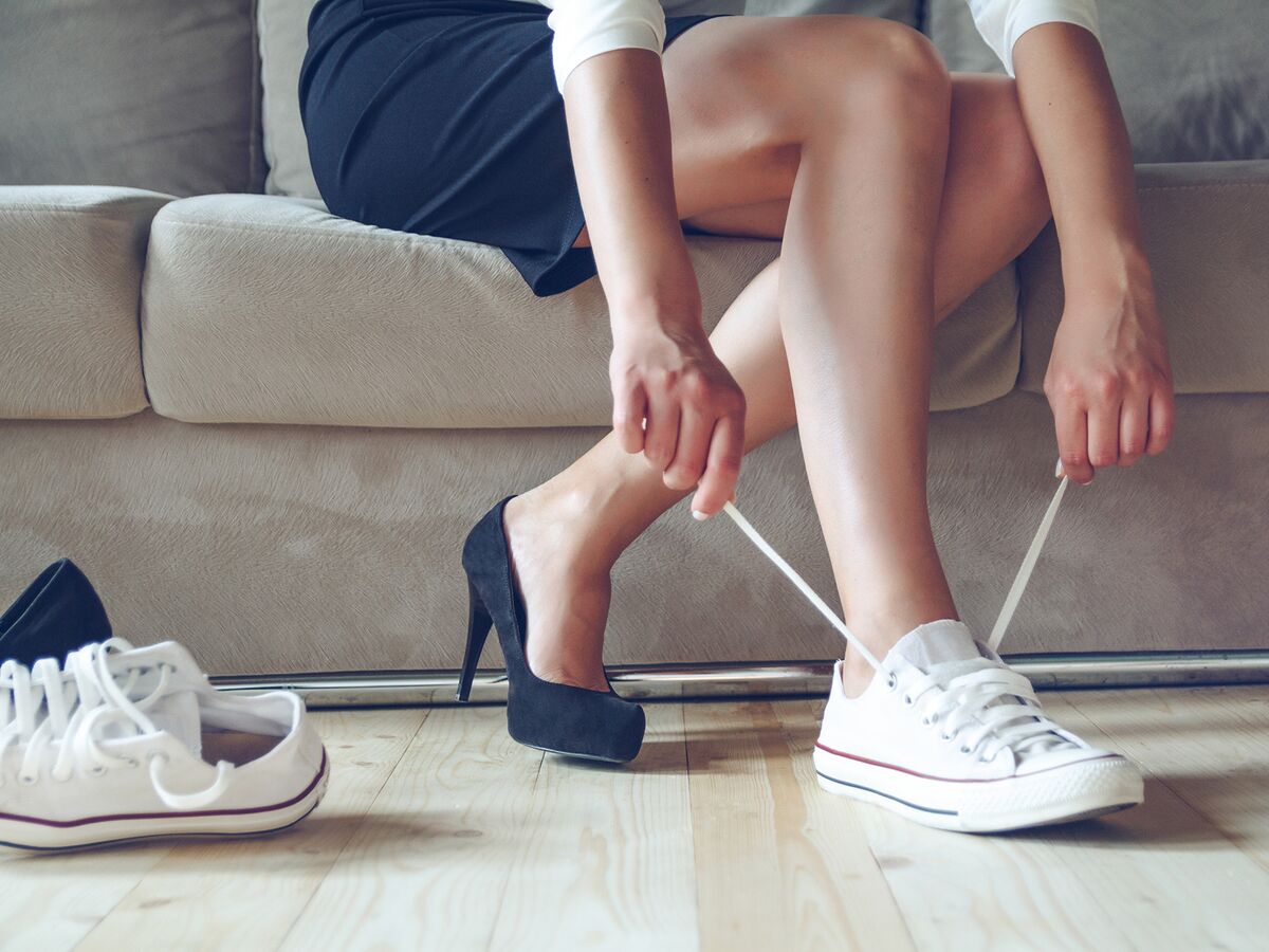 Grunde besøgende Gym High Heel Foot Pain: Return to Work Has Women Ditching Pumps - Bloomberg
