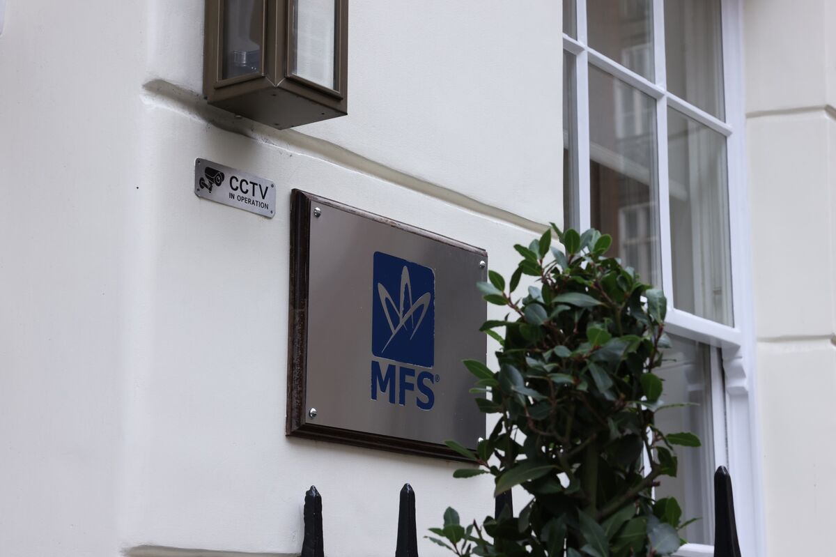 assets.bwbx.io image