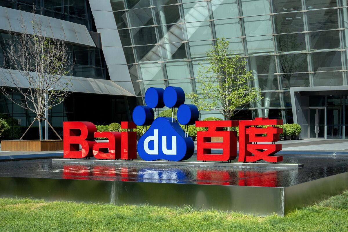 Baidu’s ChatGPT-Style AI Begins To Earn As Sales Beat Estimates - Bloomberg