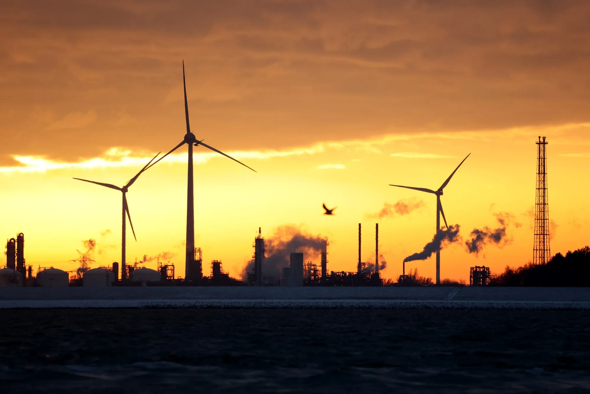 Onshore wind turbines in Wilhelmshaven, Germany.