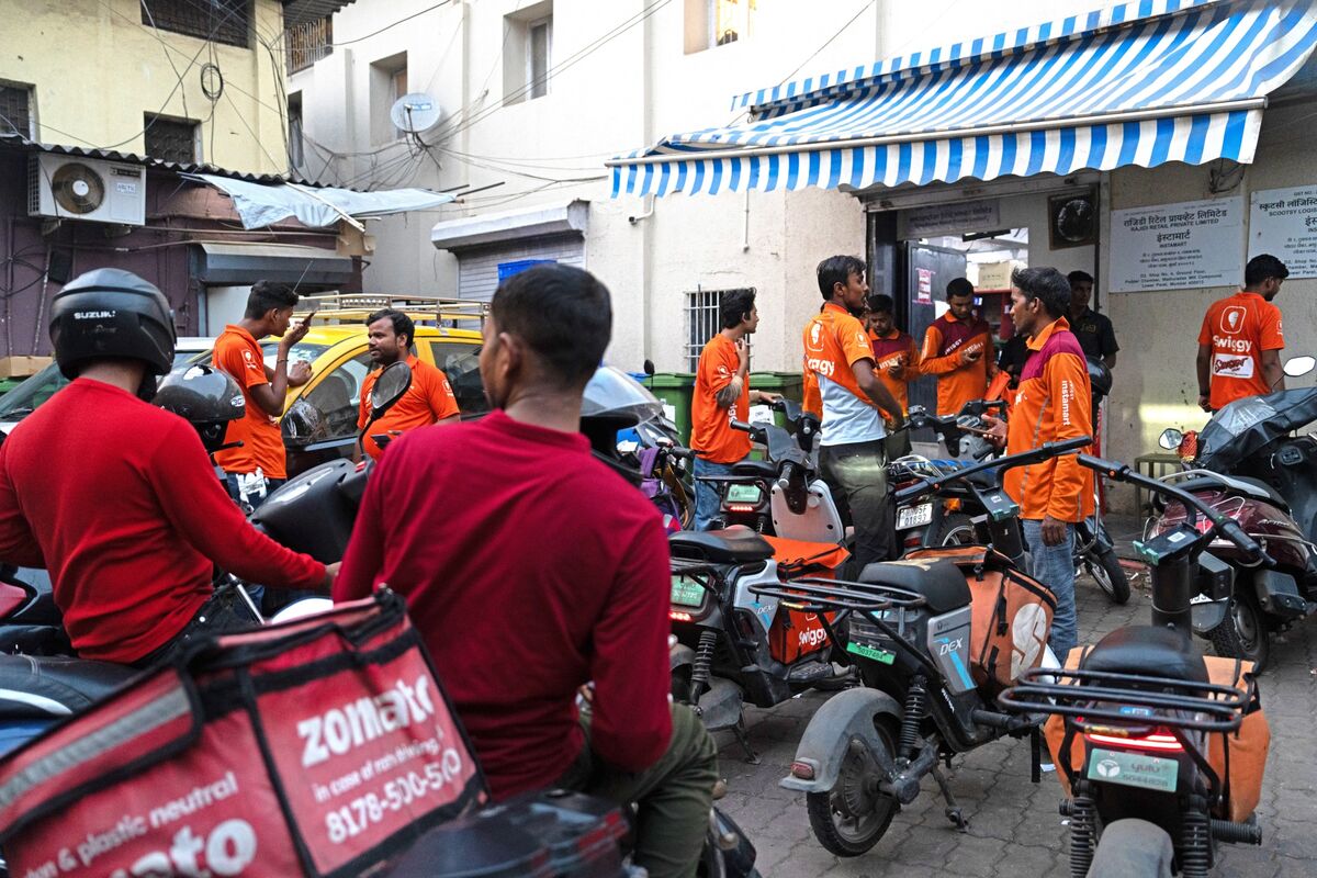 India’s Fast Delivery Workers Want to Slow Down
