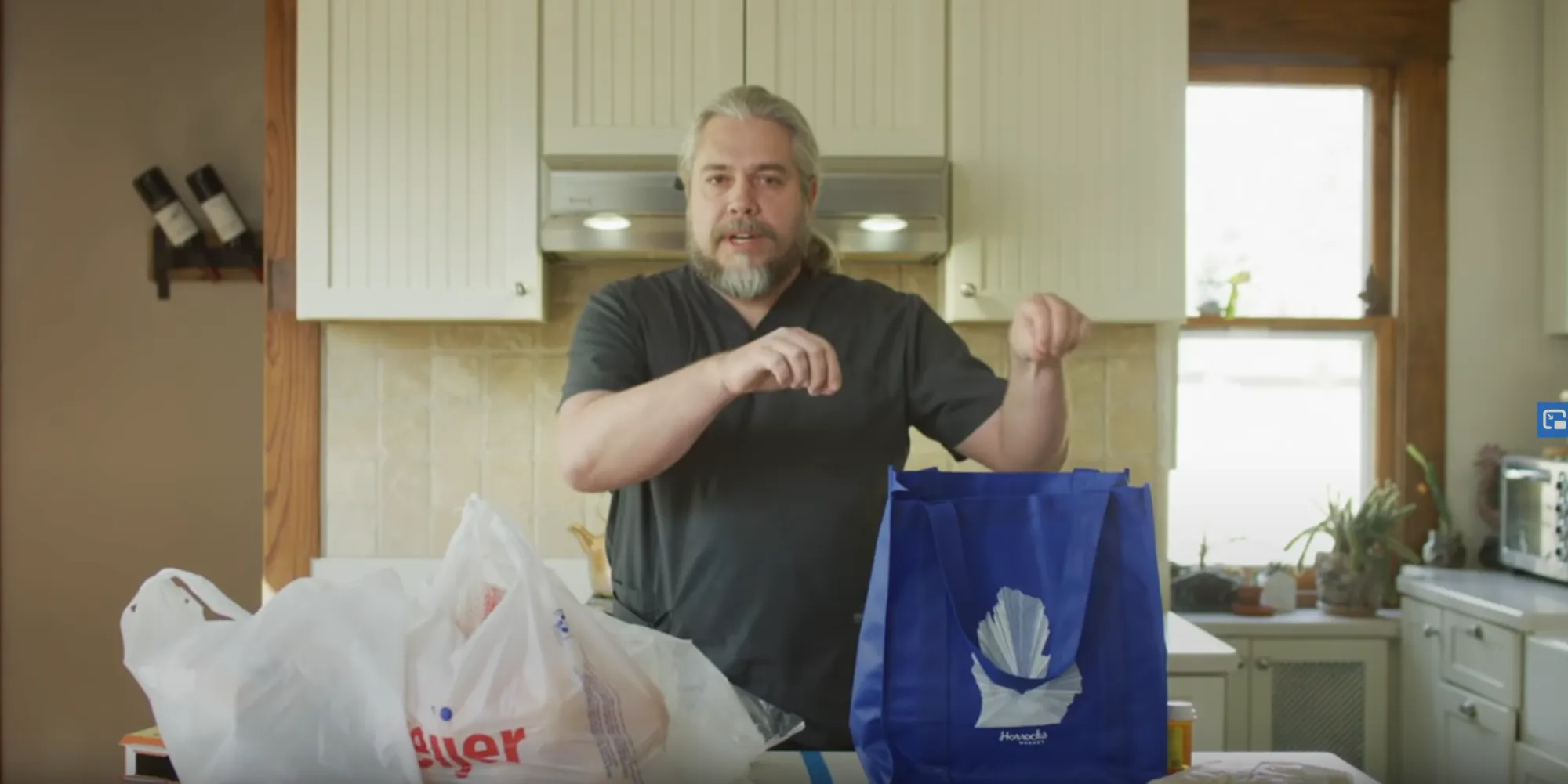 Jeffrey VanWingen speaks on the safe takeout food practices, and safe grocery shopping and handling.