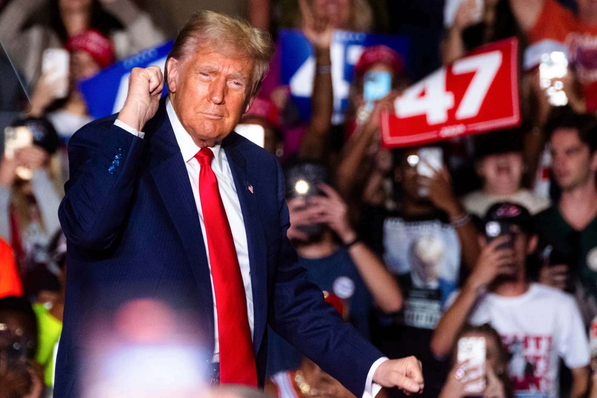 Trump Win Bets Help Fuel Rally in Ukrainian Dollar Bonds Bloomberg