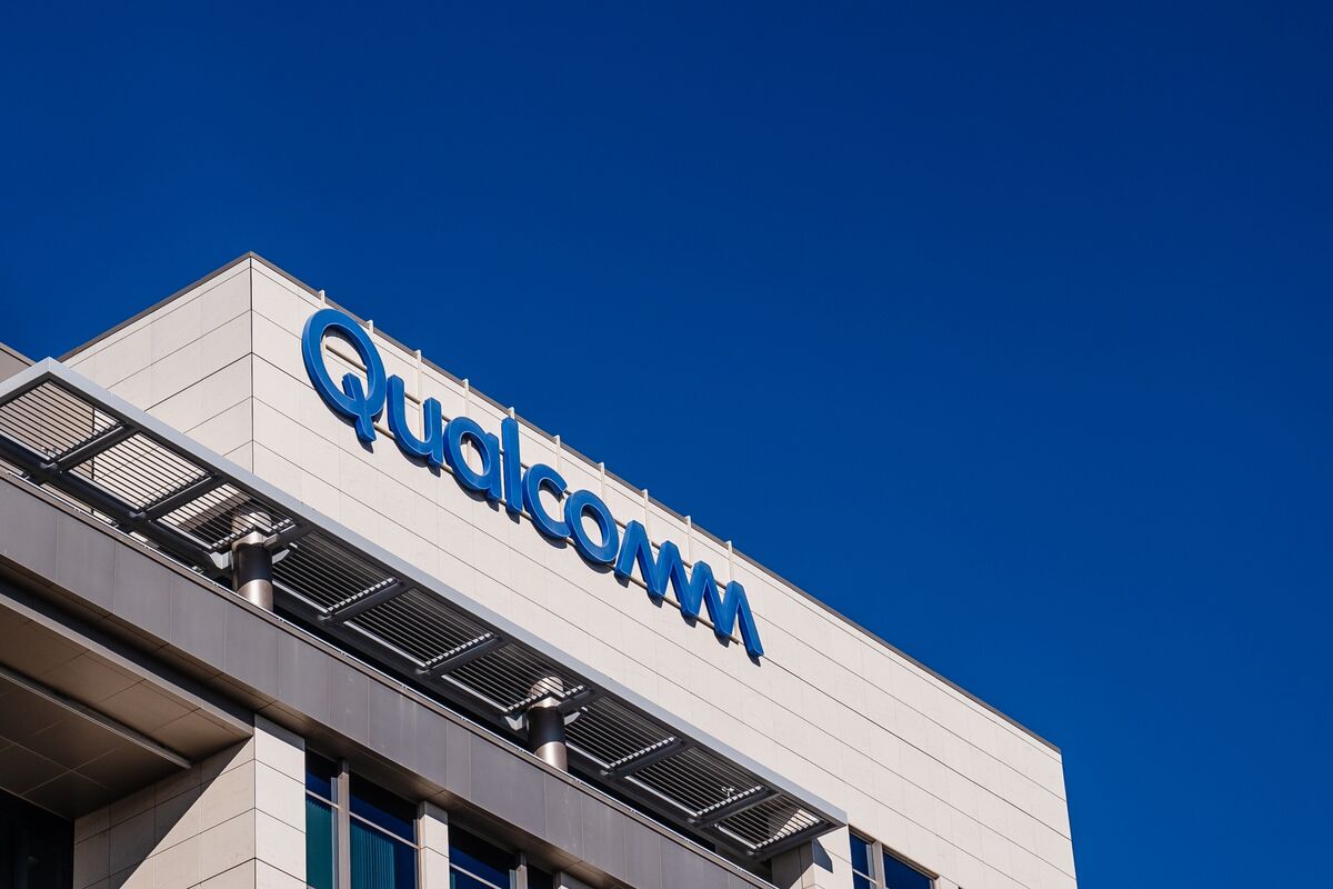 Qualcomm Renews Global Licensing Pact with Apple Starting 2027