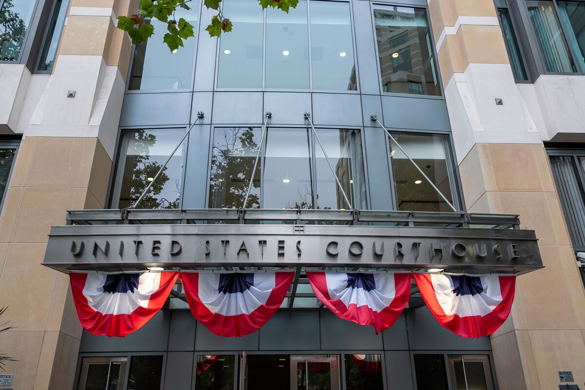 A New Distressed-Debt Club Gives Litigious Creditors an Edge