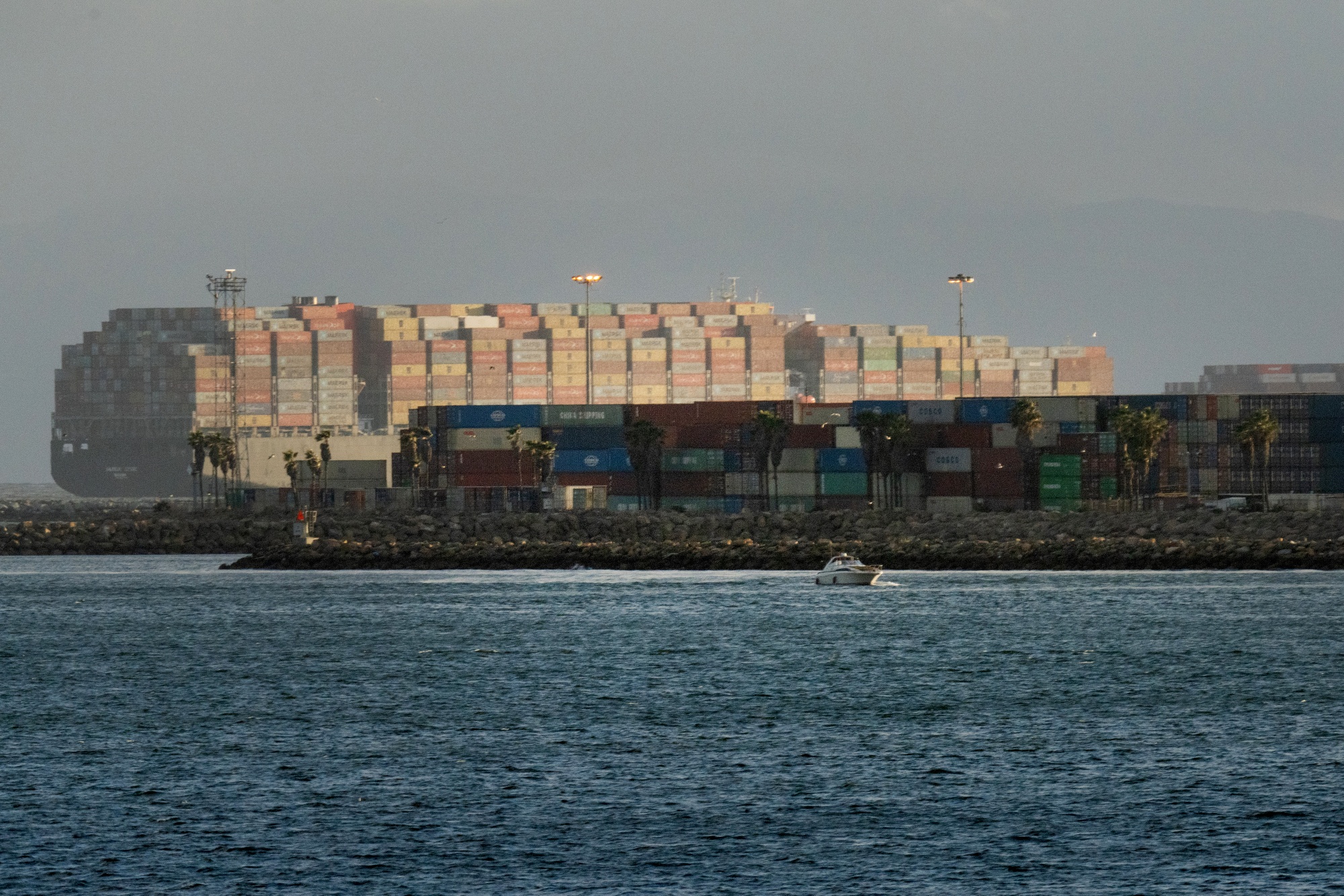 Los Angeles Ports Are Slowly Chipping Away At Their Ship Backlog ...