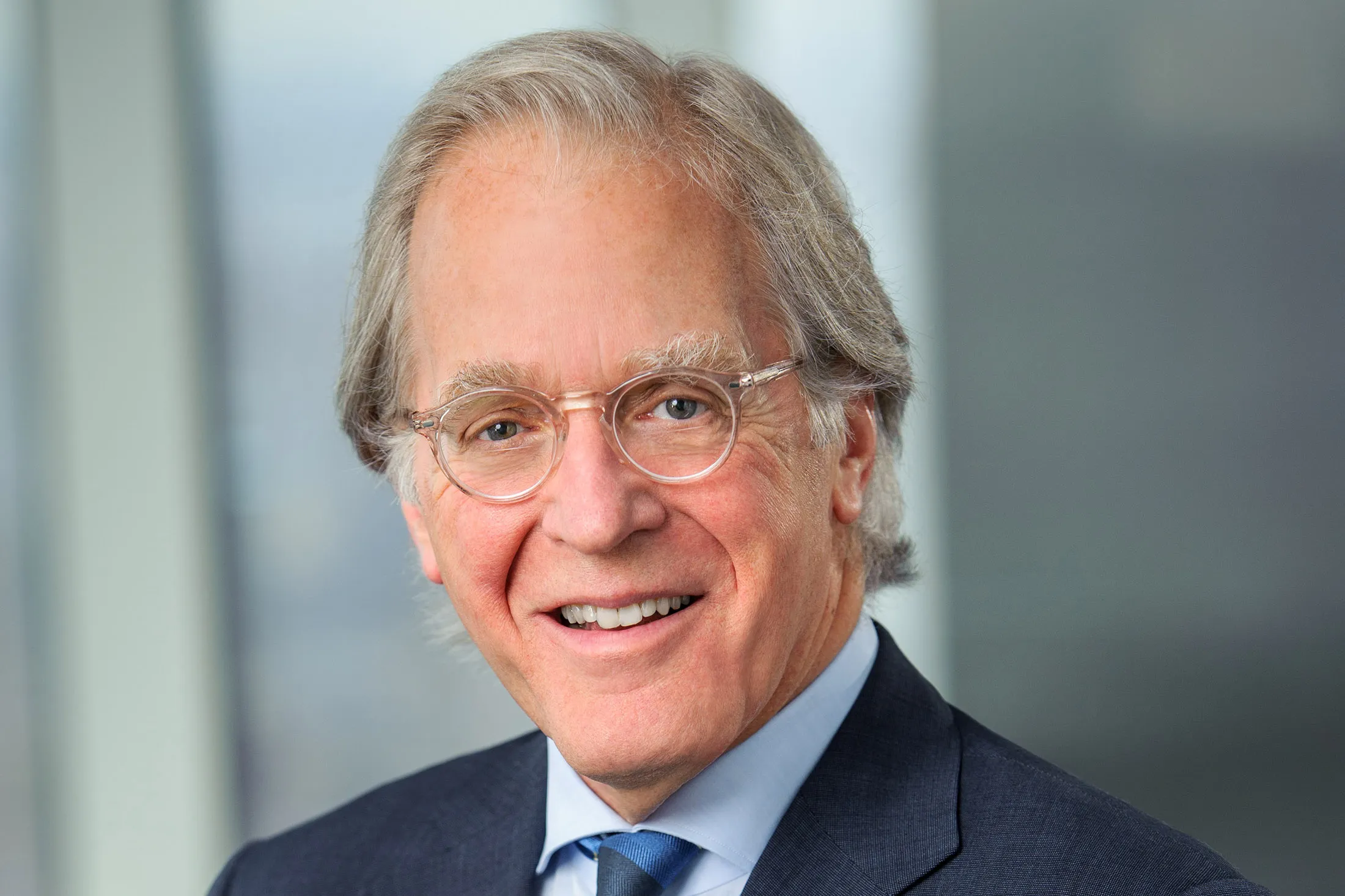 Richard DeScherer, Bloomberg Lawyer From Early Days, Dies at 79 - Bloomberg