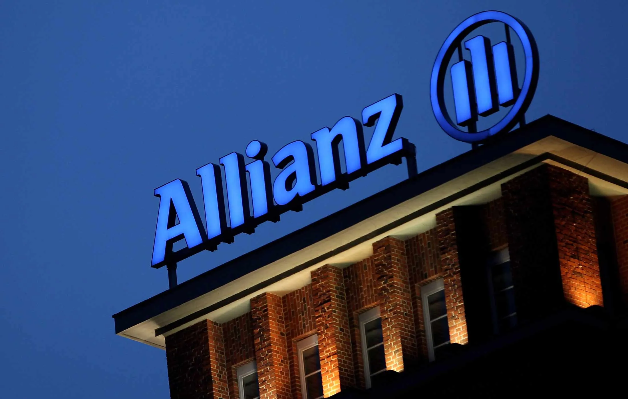 Allianz Ahead Of 2009 Earnings