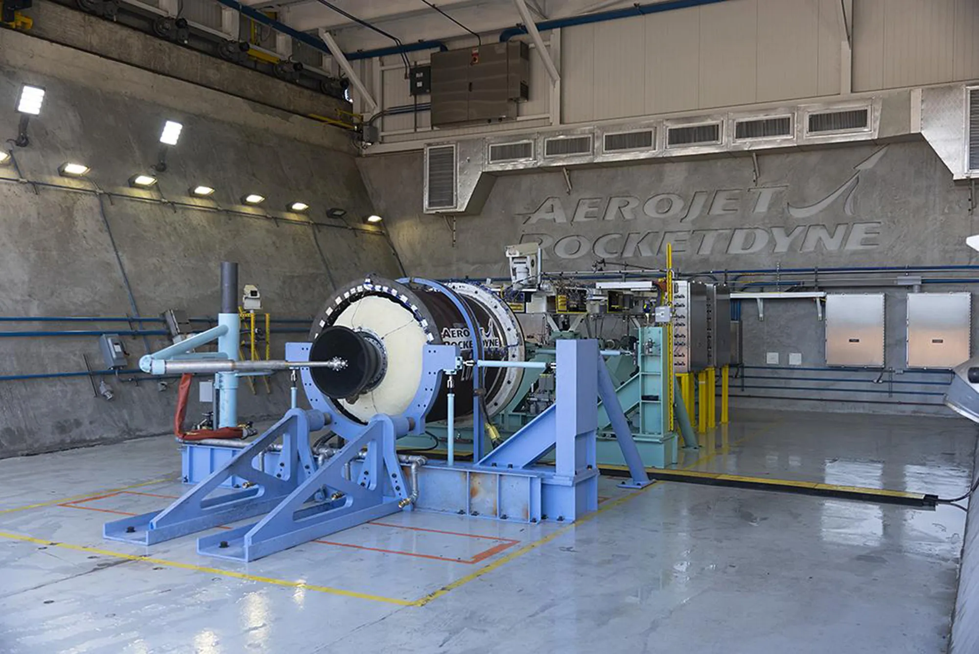 Aerojet Rocketdyne’s eSR-73 advanced large solid rocket motor