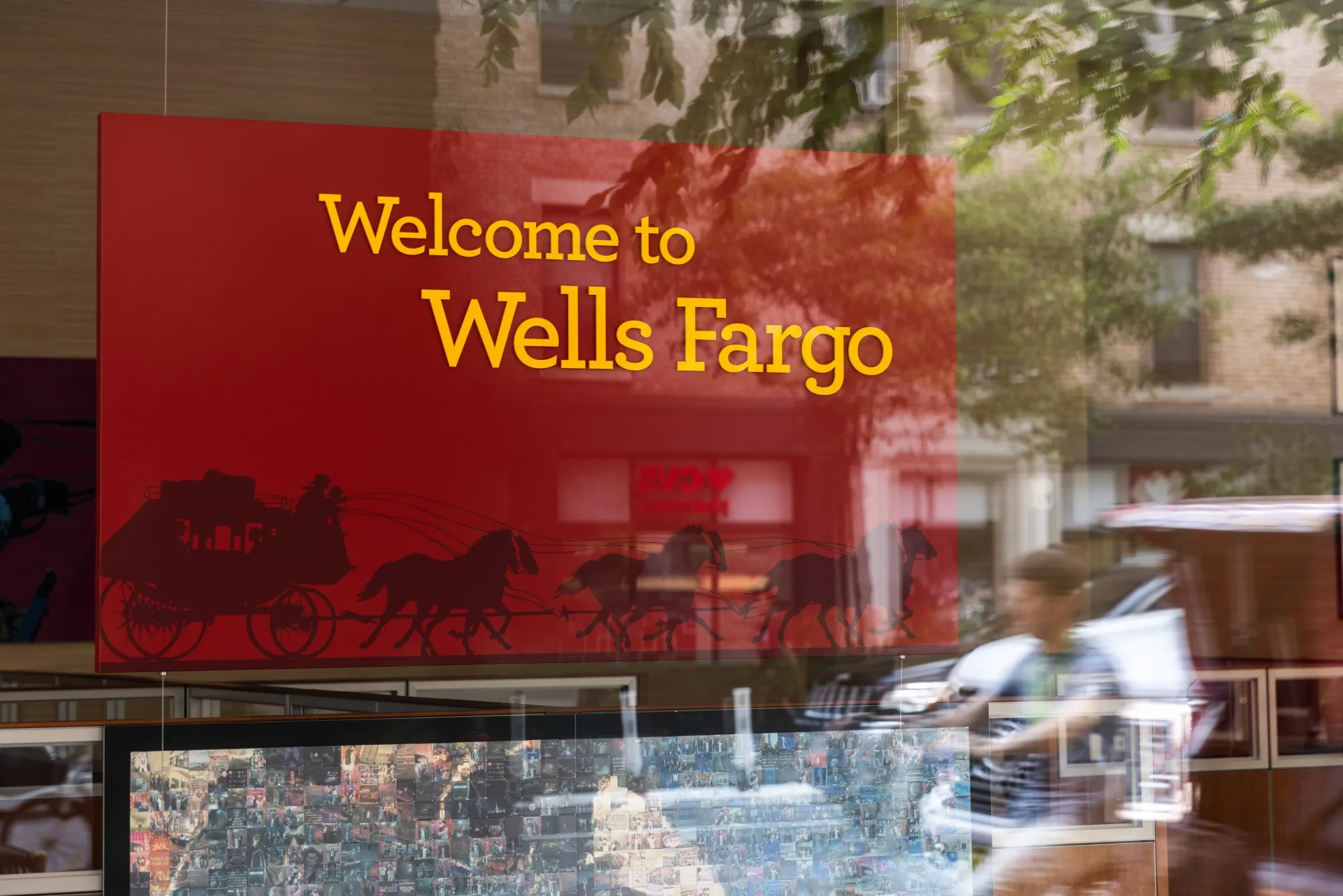 Wells Fargo Hires Deutsche’s Cho to Run Technology M&A Team - Bloomberg