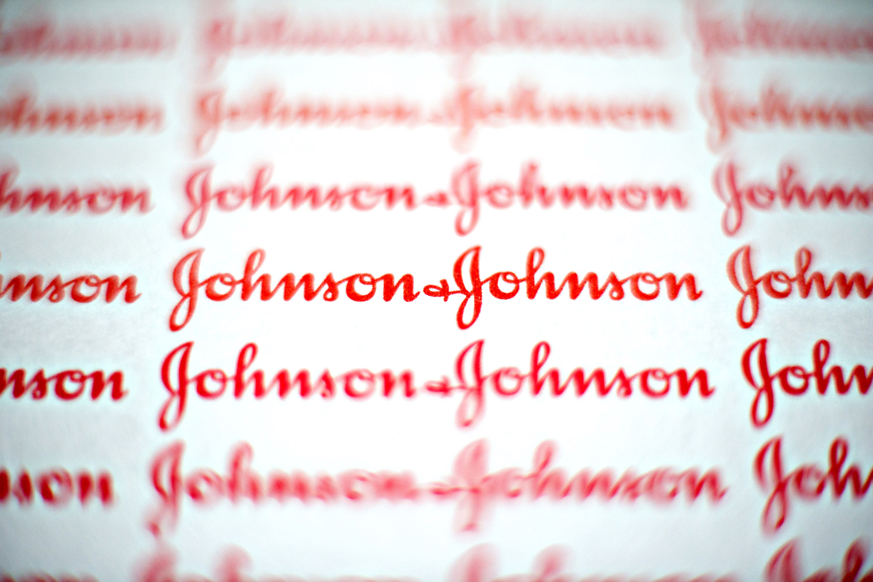 Johnson & Johnson Plans $10 Billion Share Repurchase Program - Bloomberg