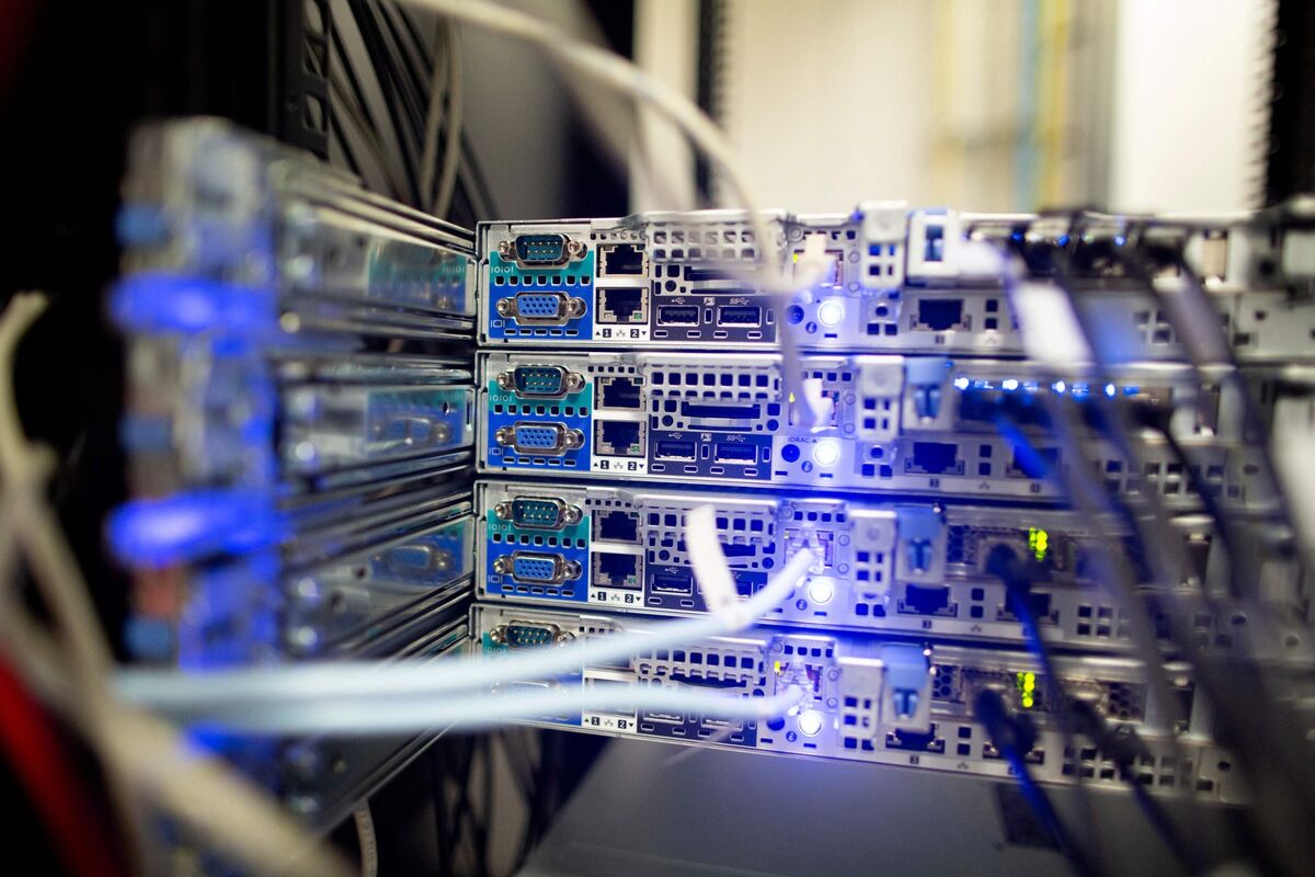 Ireland Pushes Power Plan to Attract Data Center Investment