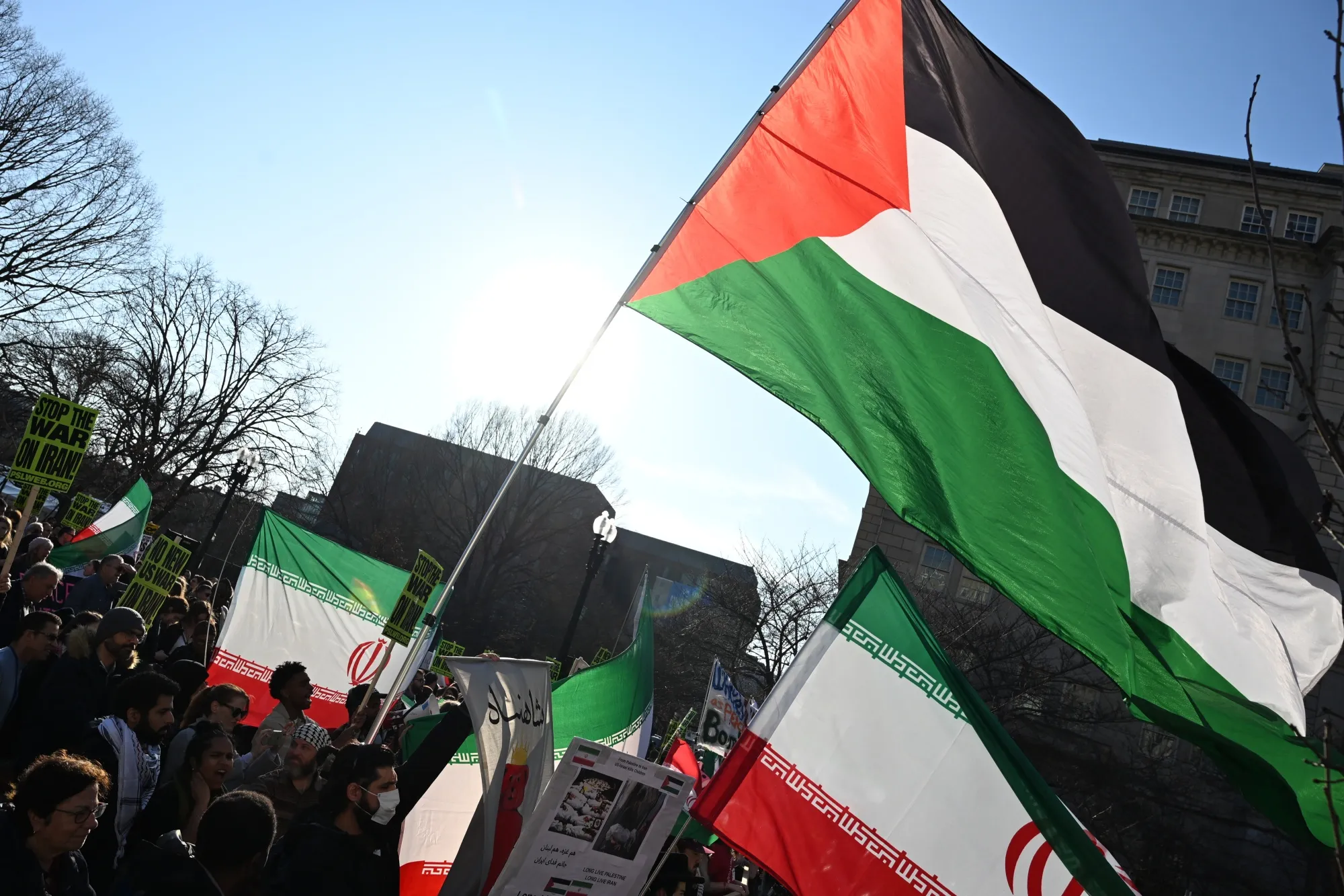 イランの「専門家会議」は新たな最高指導者を選出した