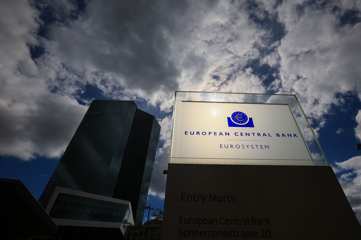 ECB Governing Council Member Says Price Effects of US Tariffs Still Unclear