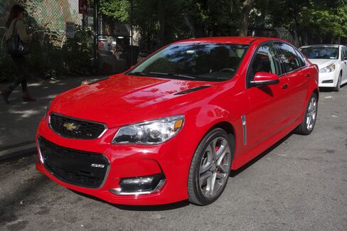 The Chevy SS comes with 19-inch alloy rims. The engine provdes 415 pound-feet of torque.
