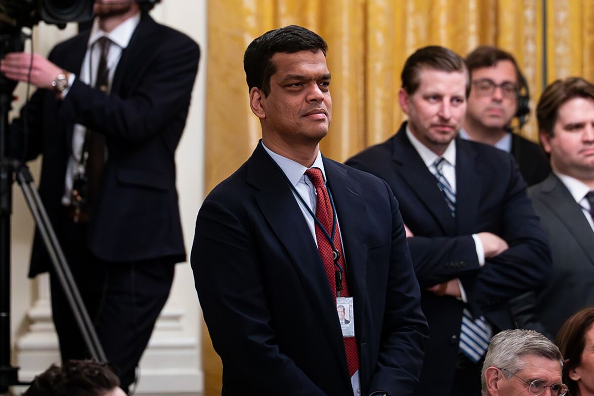 Trump AI Policy Adviser Krishnan Is Giving Up White House Role