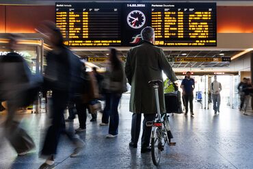 Milan’s Wealth Boom and Soaring Rents Drive Executives Out to Turin