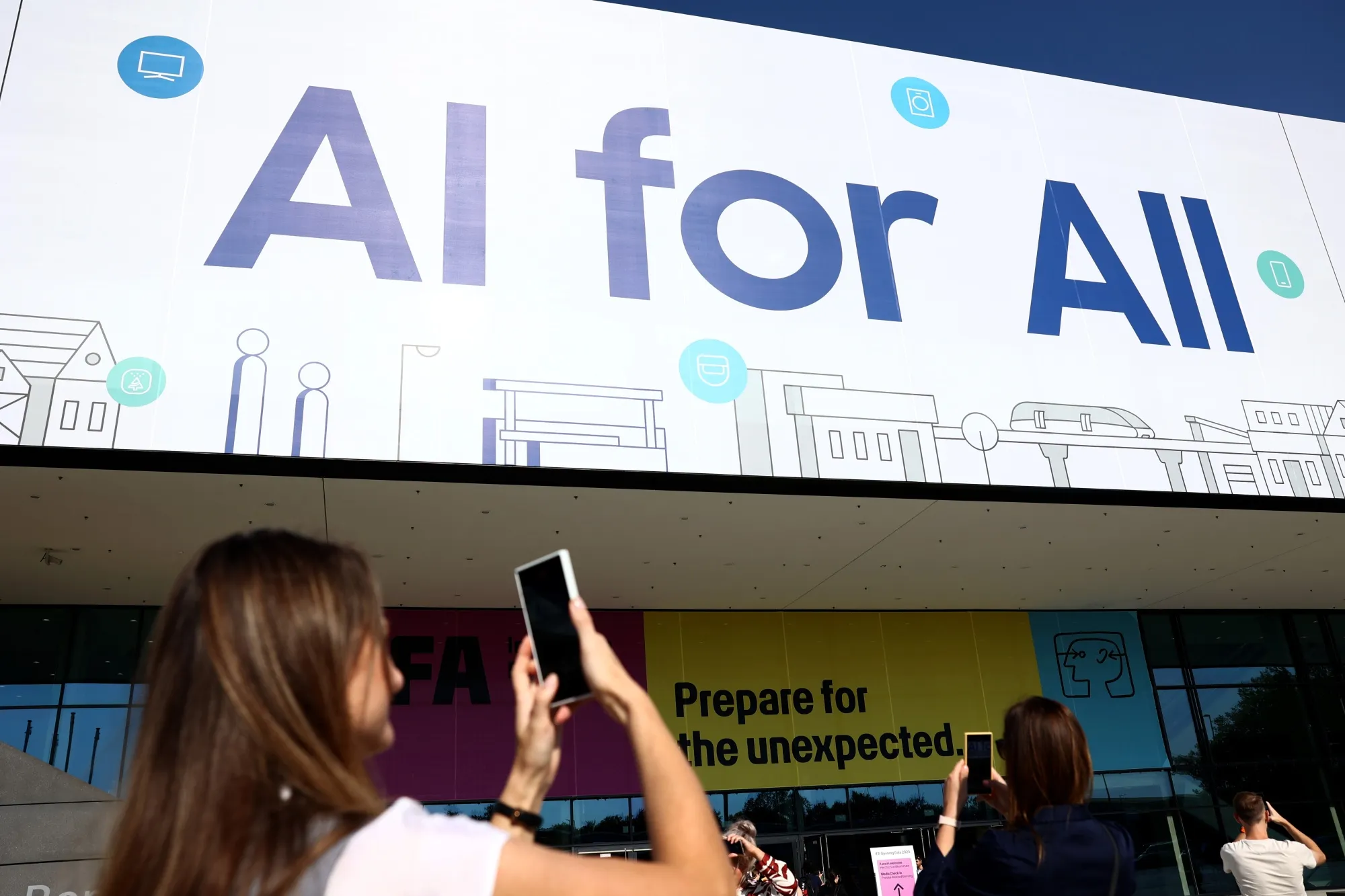 "AI for All" at&nbsp;a trade fair in Berlin.