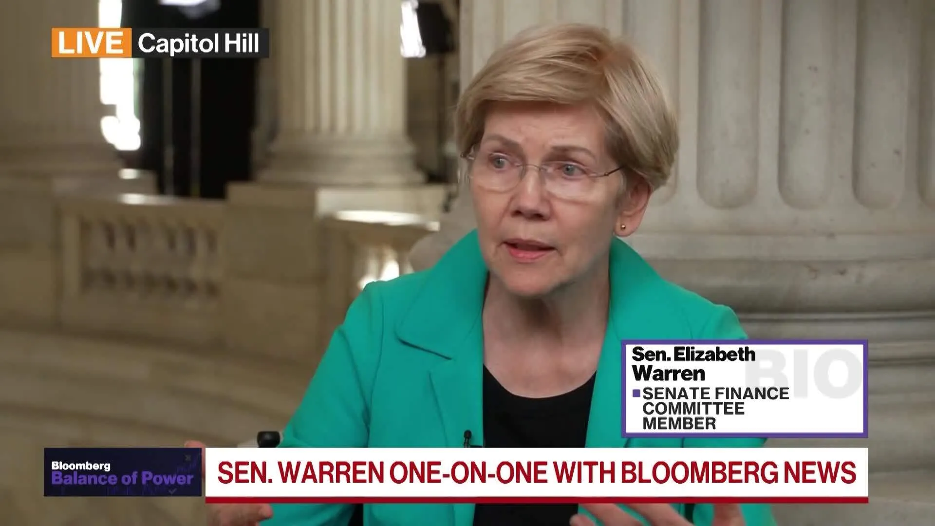 Senator Warren Says Republicans Needs to 'Grow a Backbone' on Iran