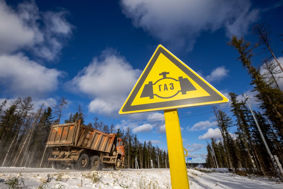 bloomberg.com - Rong Wei Neo - Fear of Sanctions Stymies Russia-to-China Oil Flows for Now