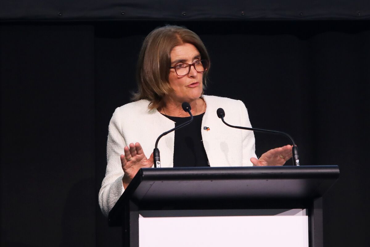 RBA’s Bullock Says Inflation Remains a ‘Crucial Challenge’