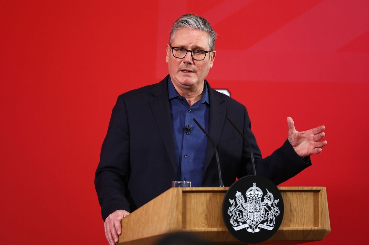Starmer Clings to Power: How Day of Drama in Westminster Unfolded
