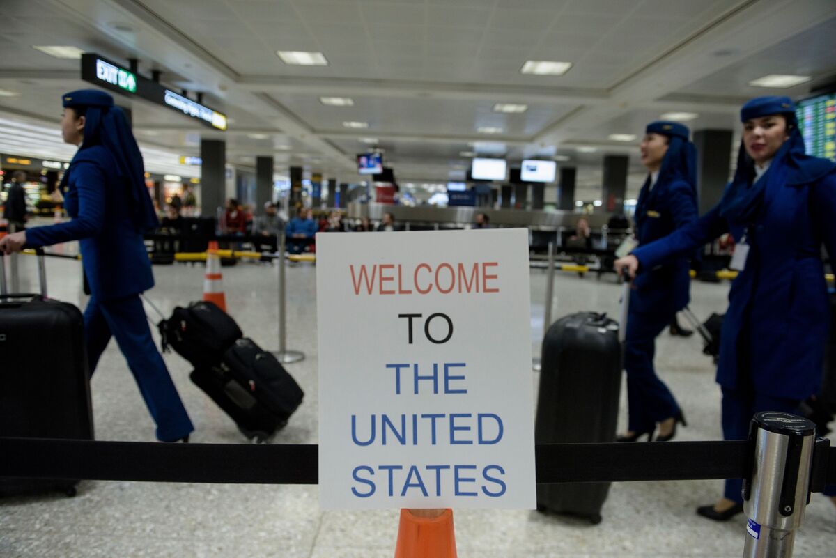 Chinese Embassy Warns Students of Border Interrogation and Visa Revocation at Washington Dulles Airport