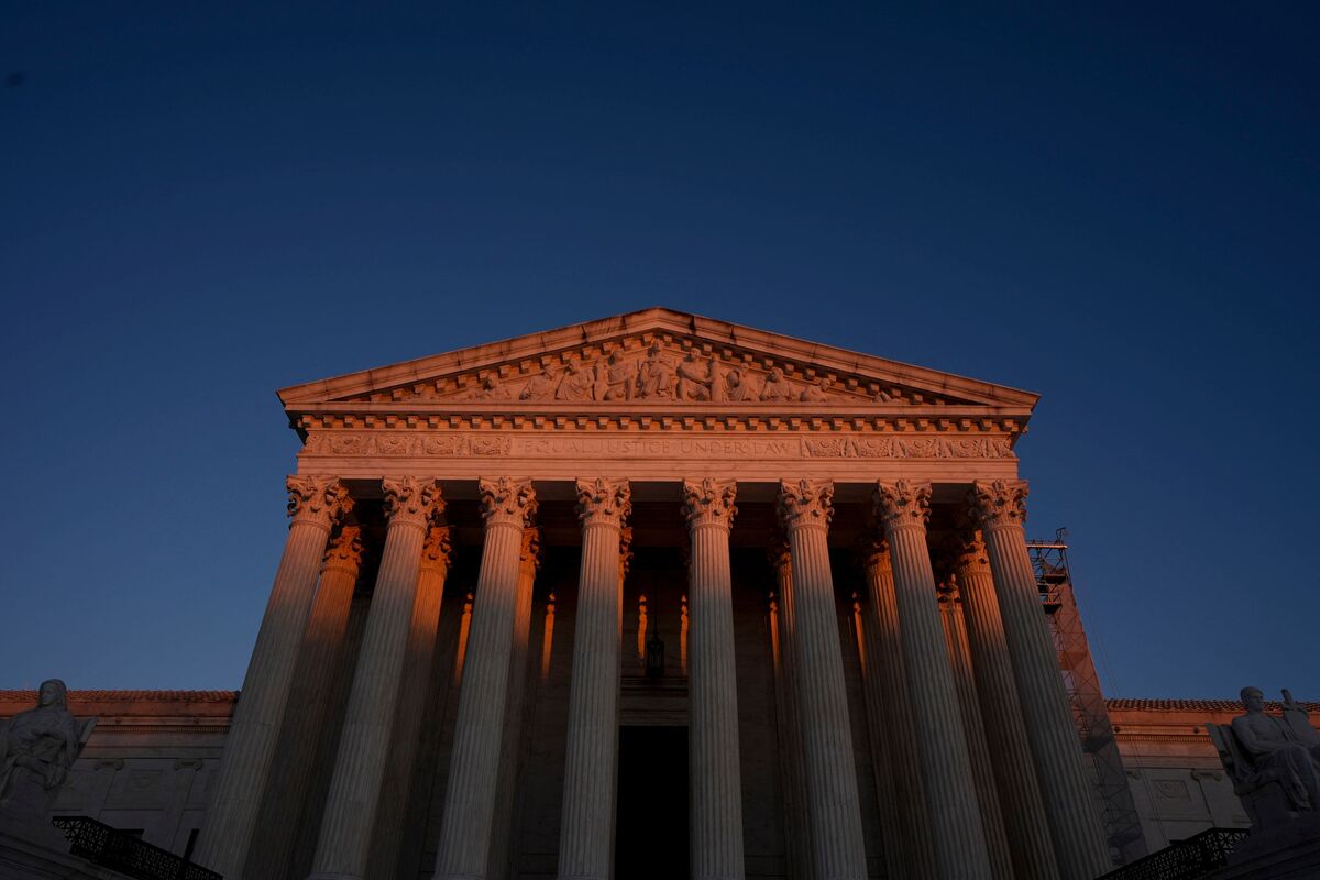 Supreme Court Lets Trump Keep Freeze on Expiring Foreign Aid