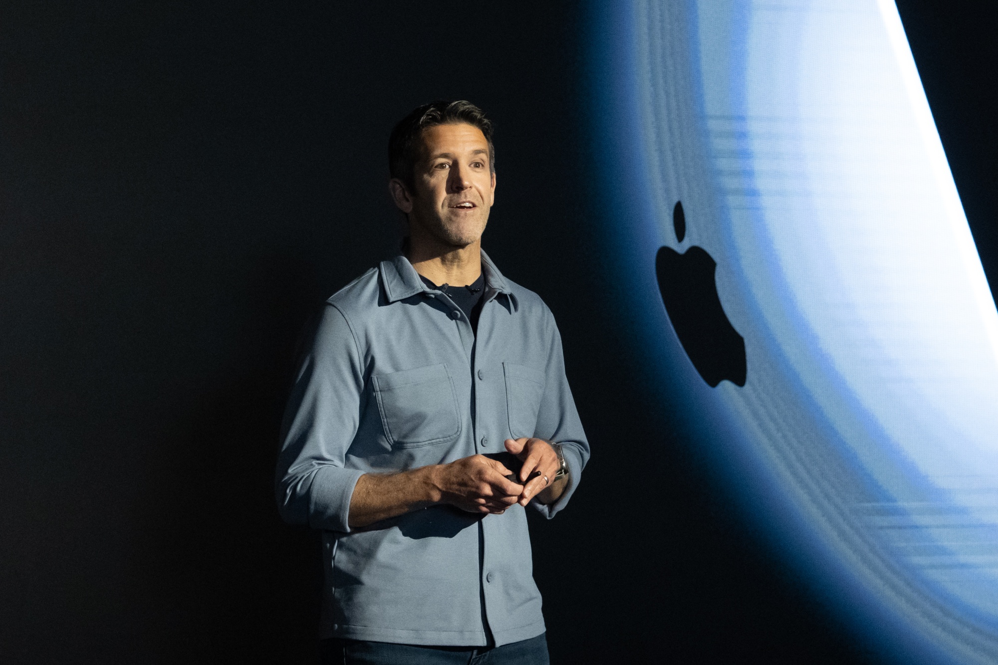 Image associated with story "Apple Ternus Touts Product Pipeline, ‘Phenomenal’ iPhone Launch in Memo"
