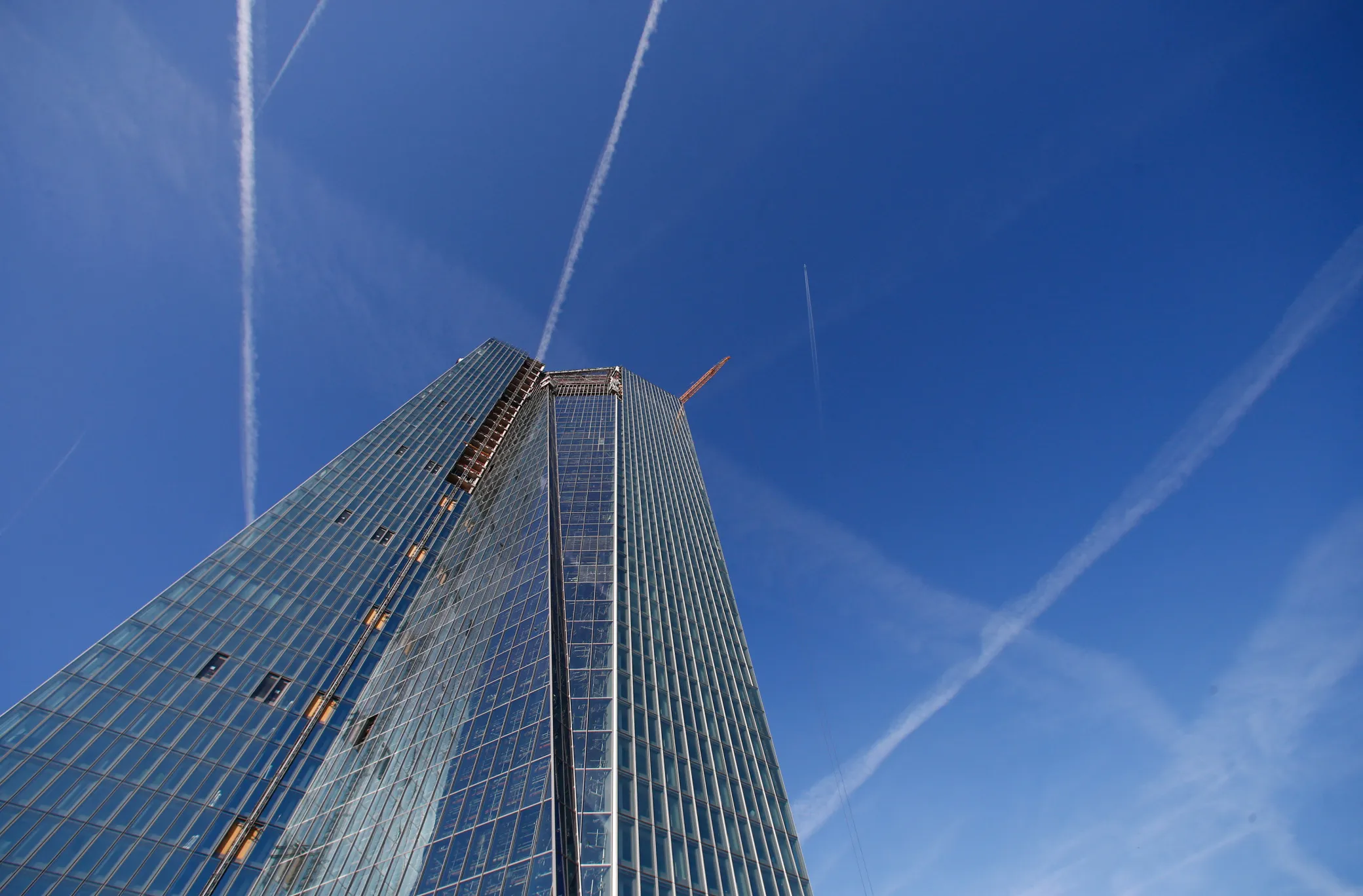 ECB、拙速な利上げなら欧州経済に打撃－一部エコノミストが懸念示す