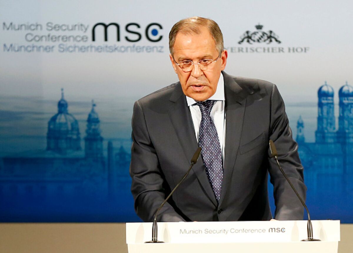 Lavrov's Comedy Routine on Ukraine Isn't Funny to Europe - Bloomberg