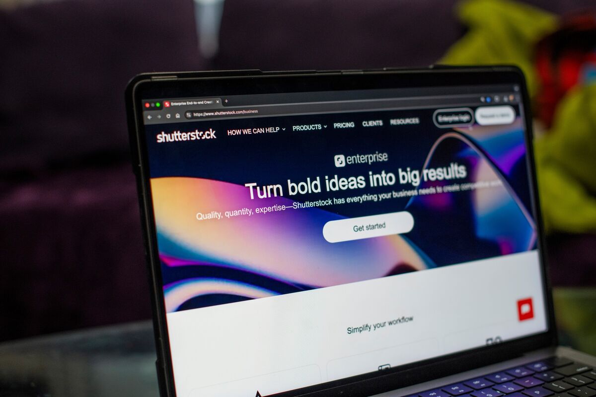 UK Mulls Shutterstock’s Editorial Business Sale for Getty Deal